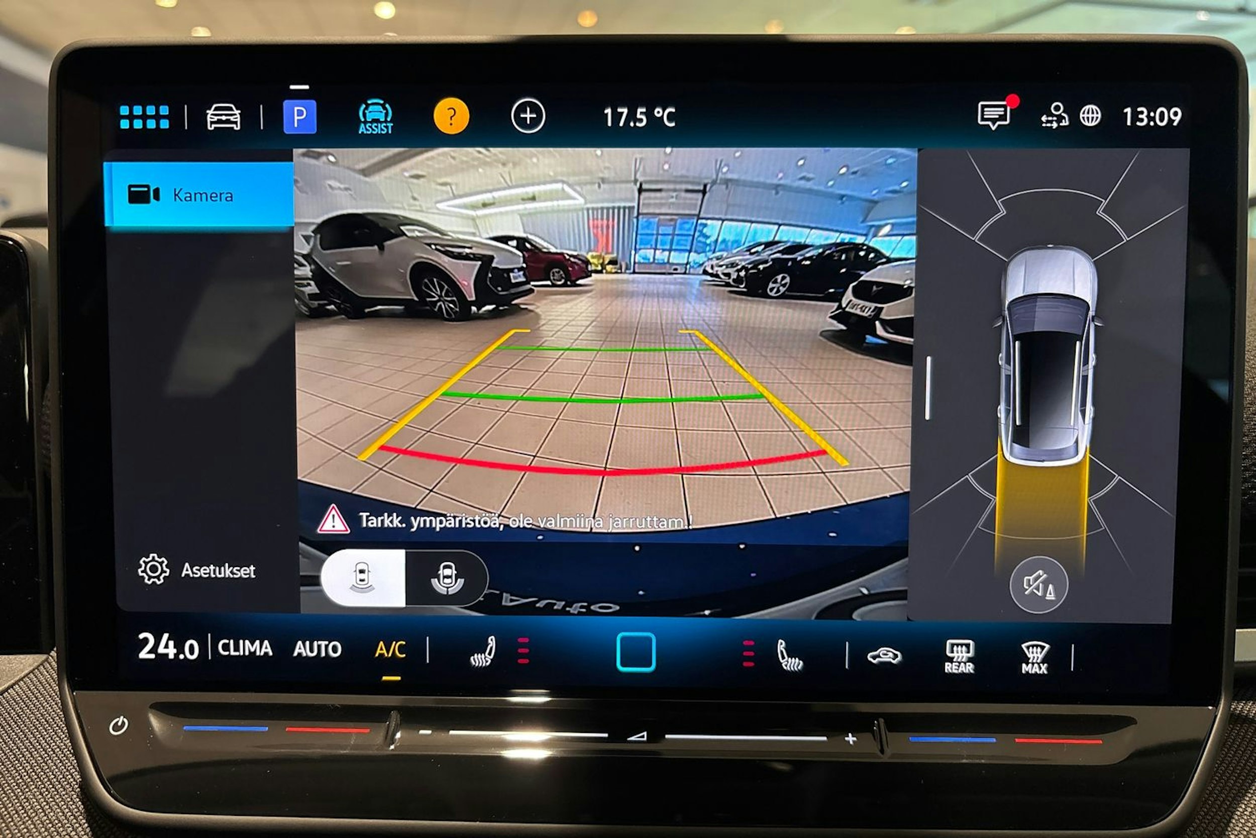 sininen Volkswagen T-Roc 2026 kuva 20.