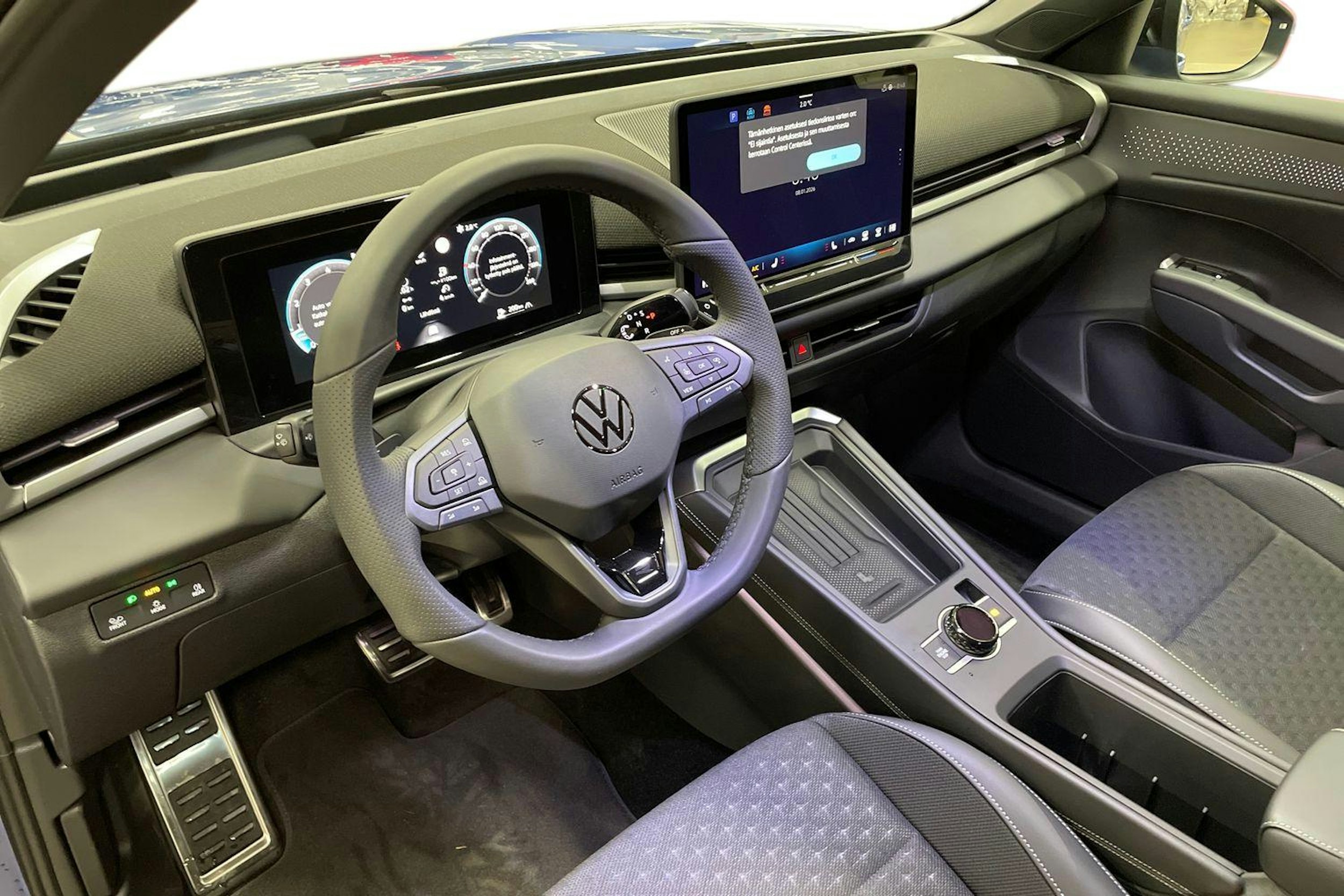 sininen Volkswagen T-Roc 2026 kuva 7.