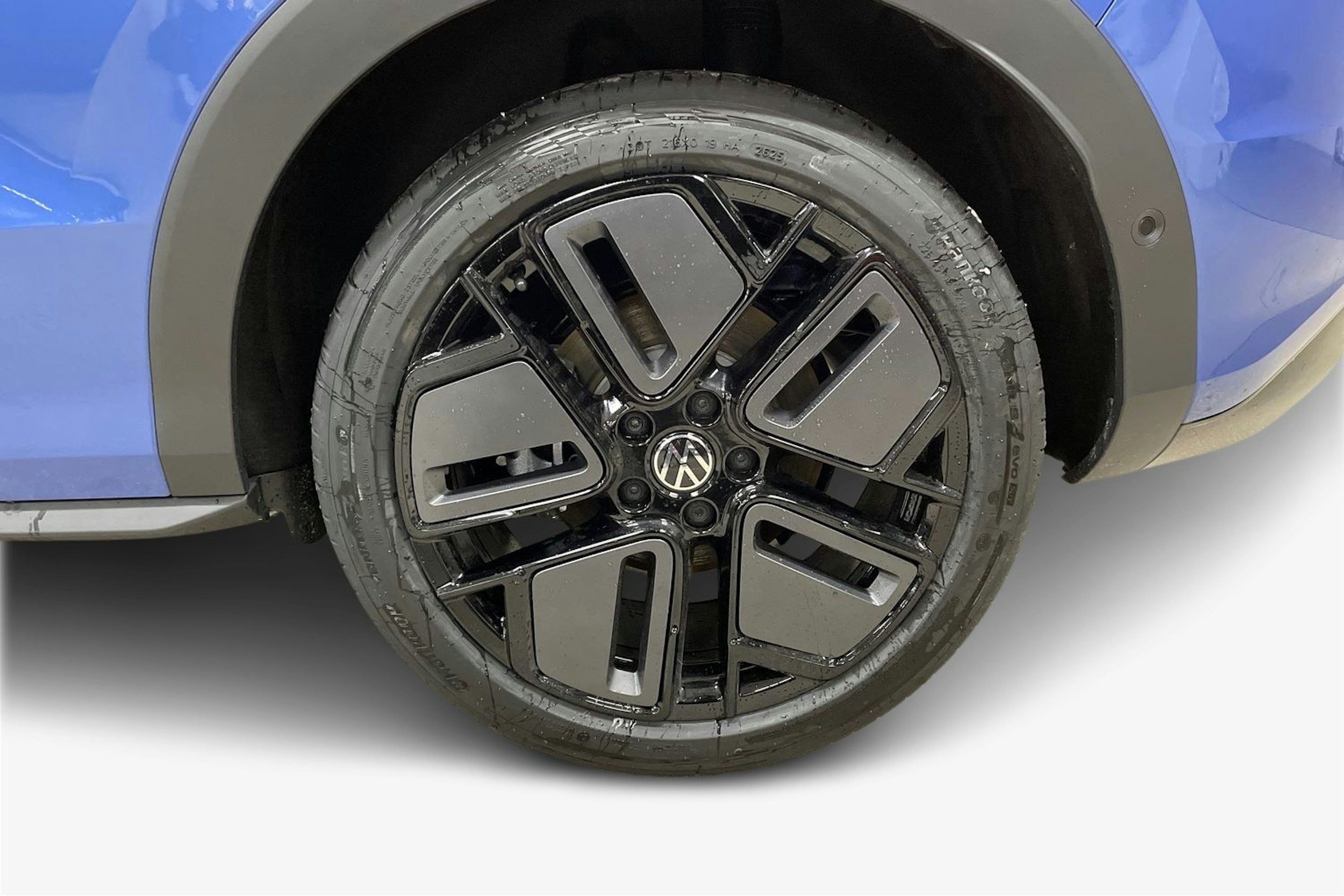 sininen Volkswagen T-Roc 2026 kuva 11.