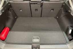 sininen Volkswagen T-Roc 2026 kuva 16.