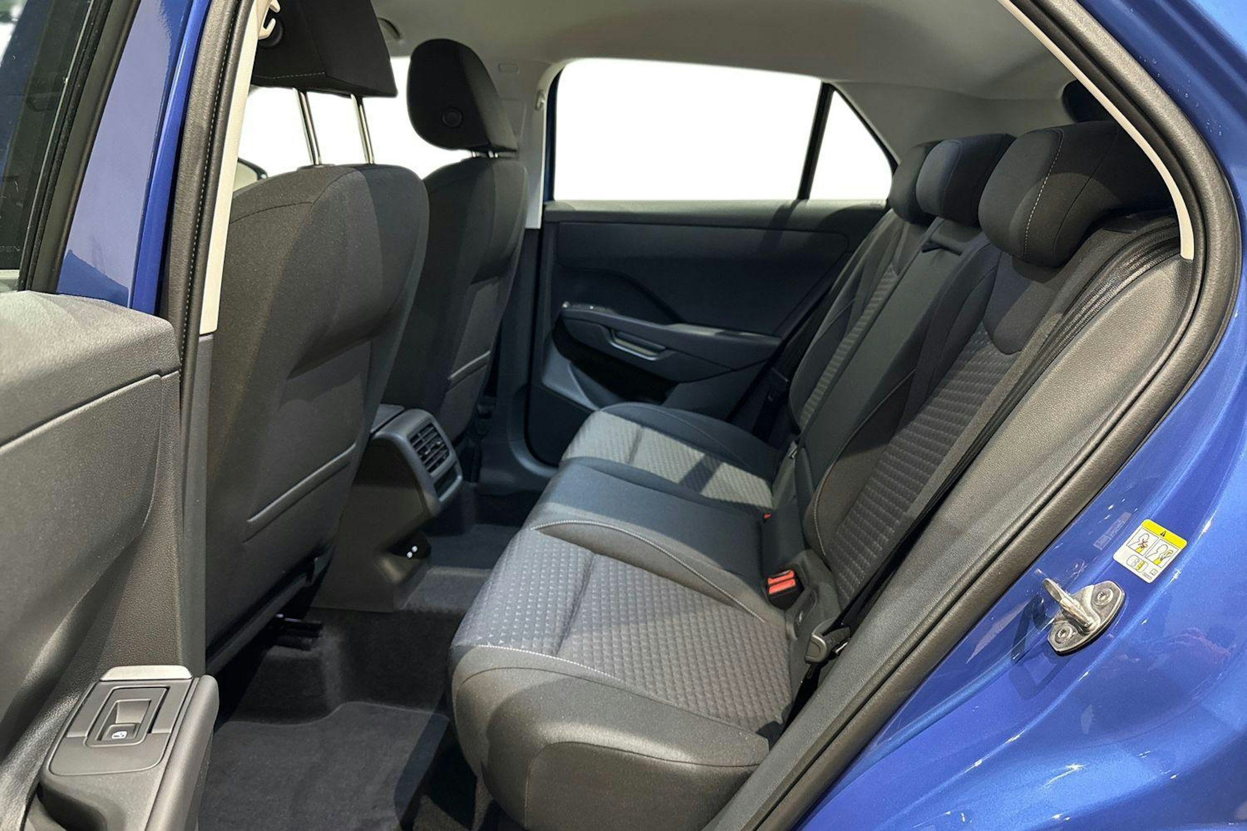 met. sininen Volkswagen T-Roc 2026 kuva 8.