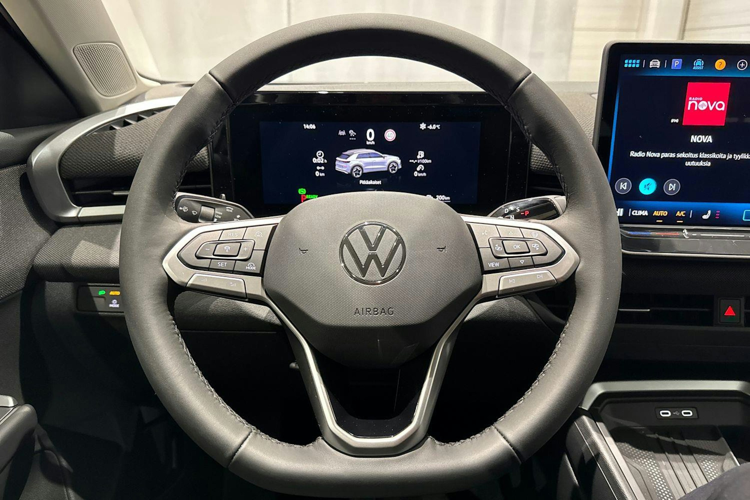 met. sininen Volkswagen T-Roc 2026 kuva 13.