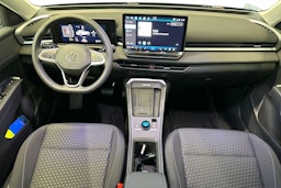 sininen Volkswagen T-Roc 2026 kuva 7.