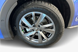 sininen Volkswagen T-Roc 2026 kuva 9.