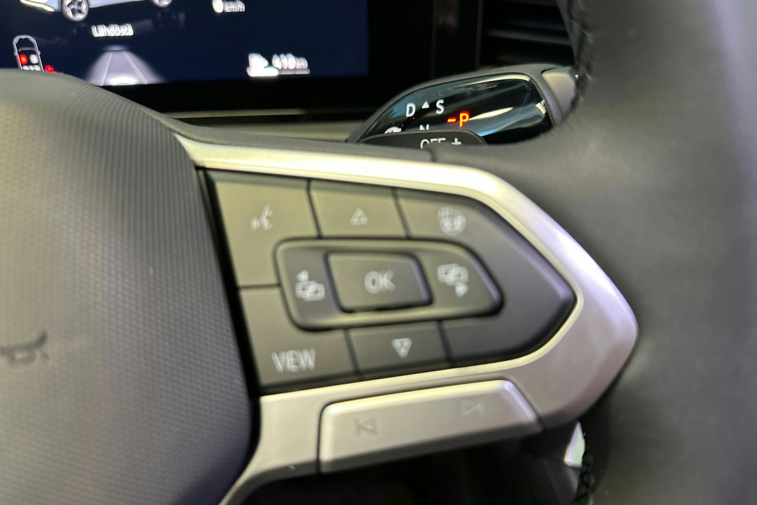 sininen Volkswagen T-Roc 2026 kuva 12.