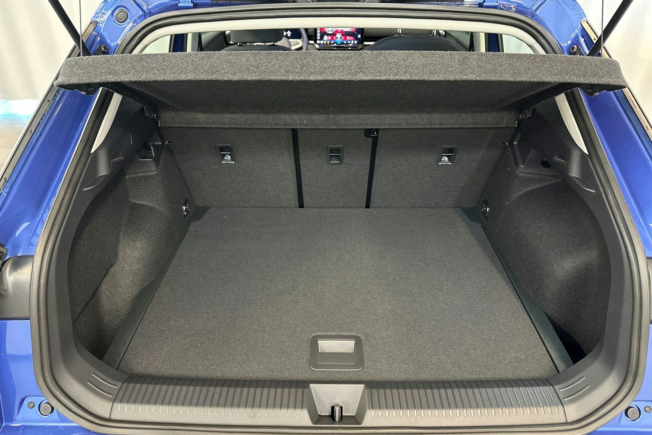 sininen Volkswagen T-Roc 2026 kuva 16.