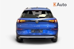 sininen Volkswagen T-Roc 2026 kuva 3.