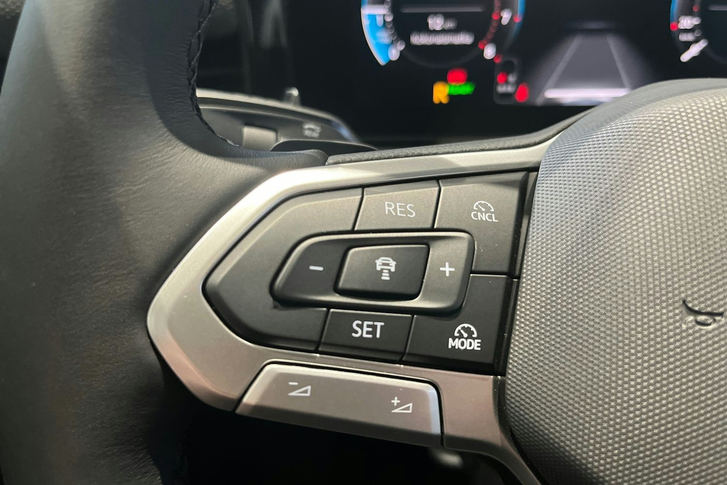 musta Volkswagen T-Roc 2026 kuva 13.