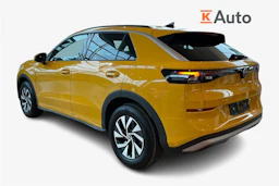 keltainen Volkswagen T-Roc 2026 kuva 2.