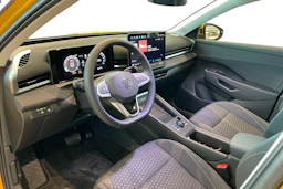 keltainen Volkswagen T-Roc 2026 kuva 6.