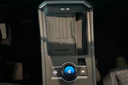 keltainen Volkswagen T-Roc 2026 kuva 20.