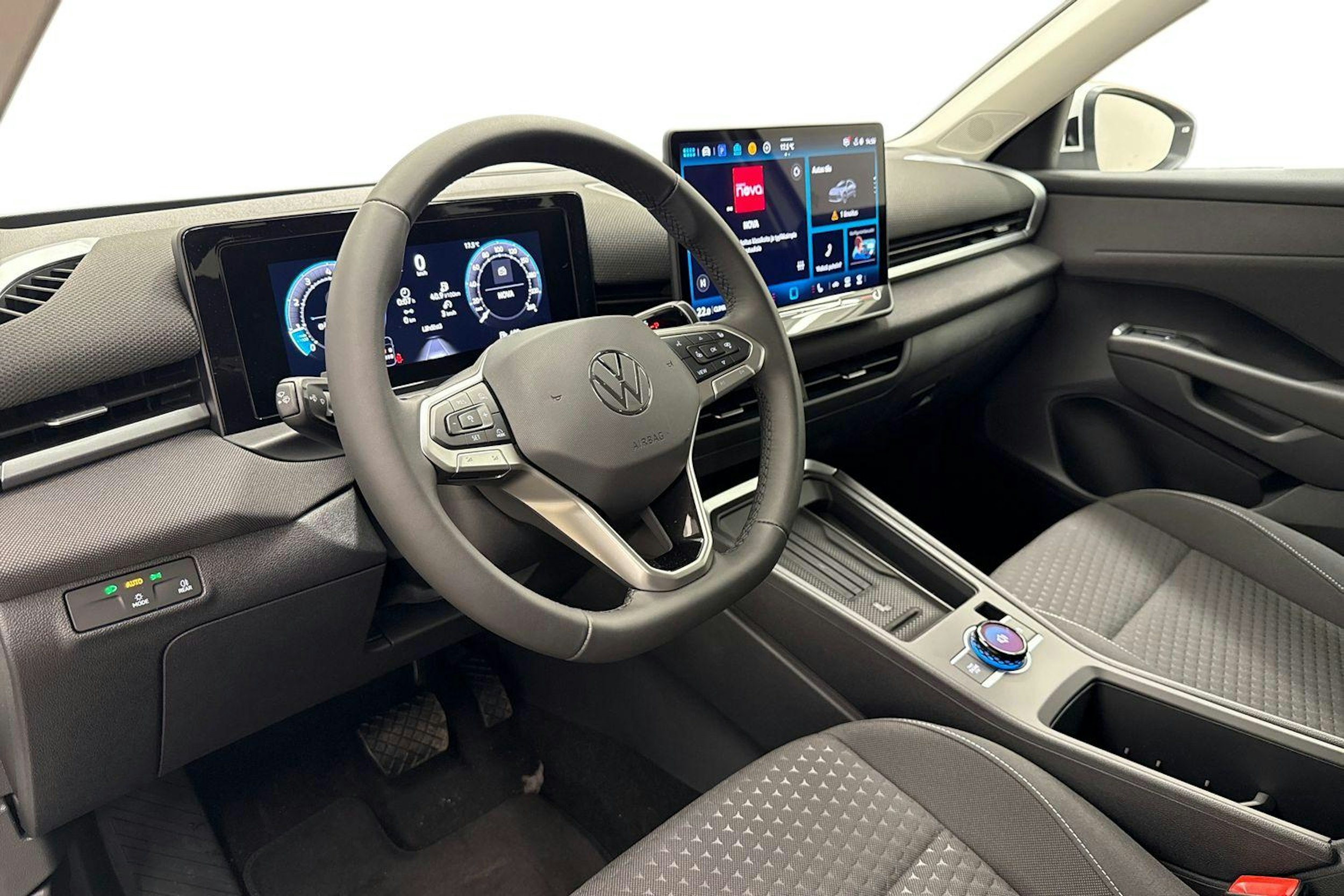 valkoinen Volkswagen T-Roc 2026 kuva 6.