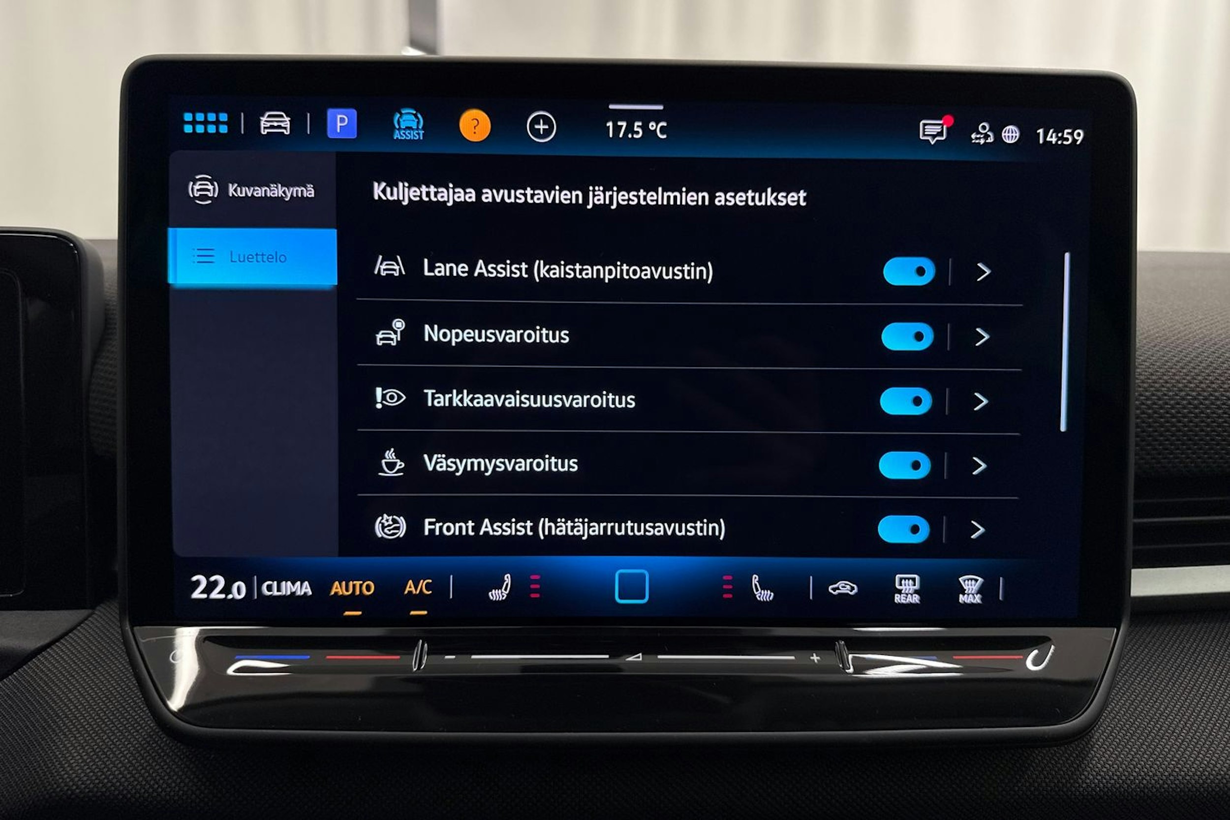 valkoinen Volkswagen T-Roc 2026 kuva 24.