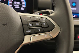 Musta Volkswagen T-Roc 2026 kuva 14.