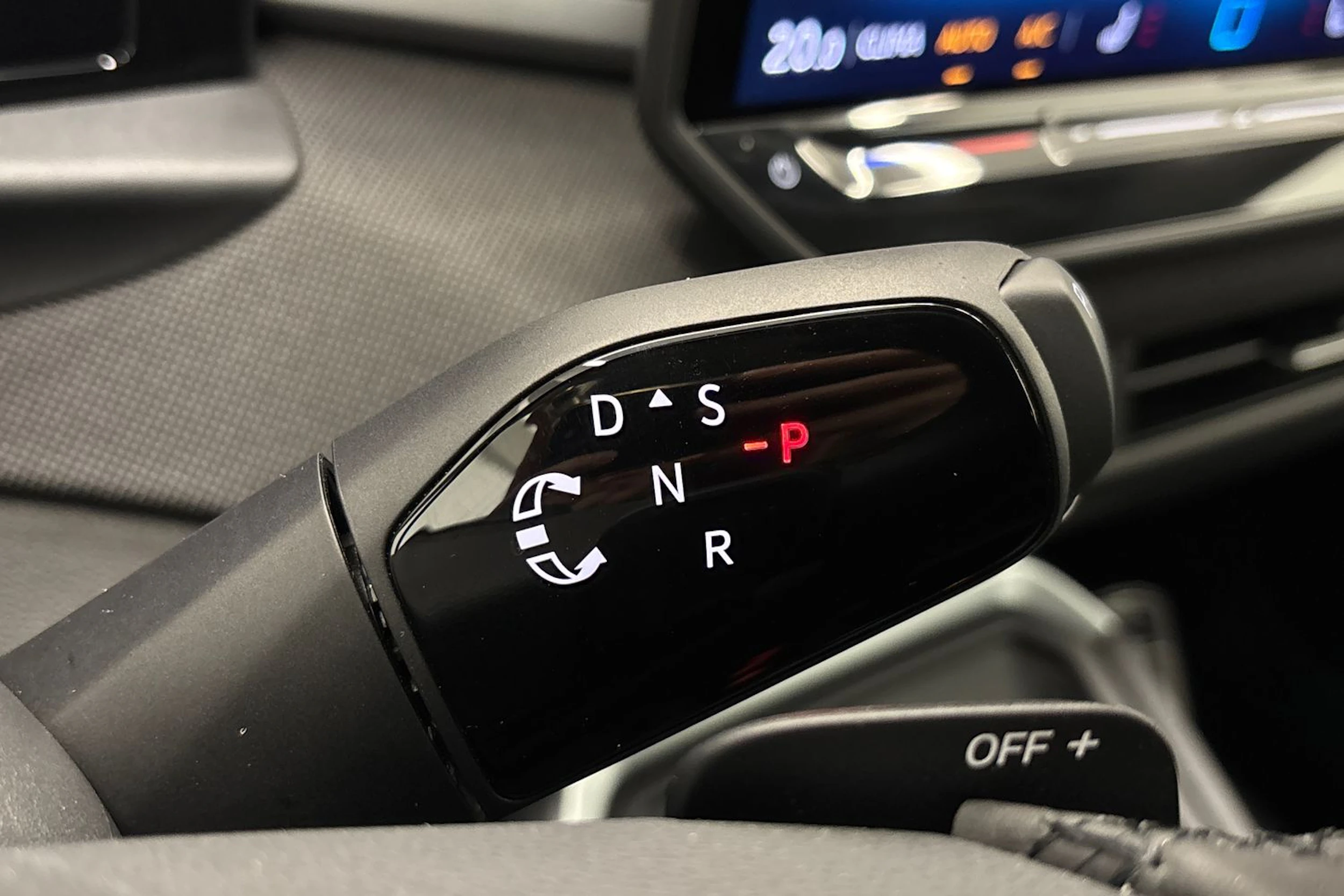 Musta Volkswagen T-Roc 2026 kuva 20.