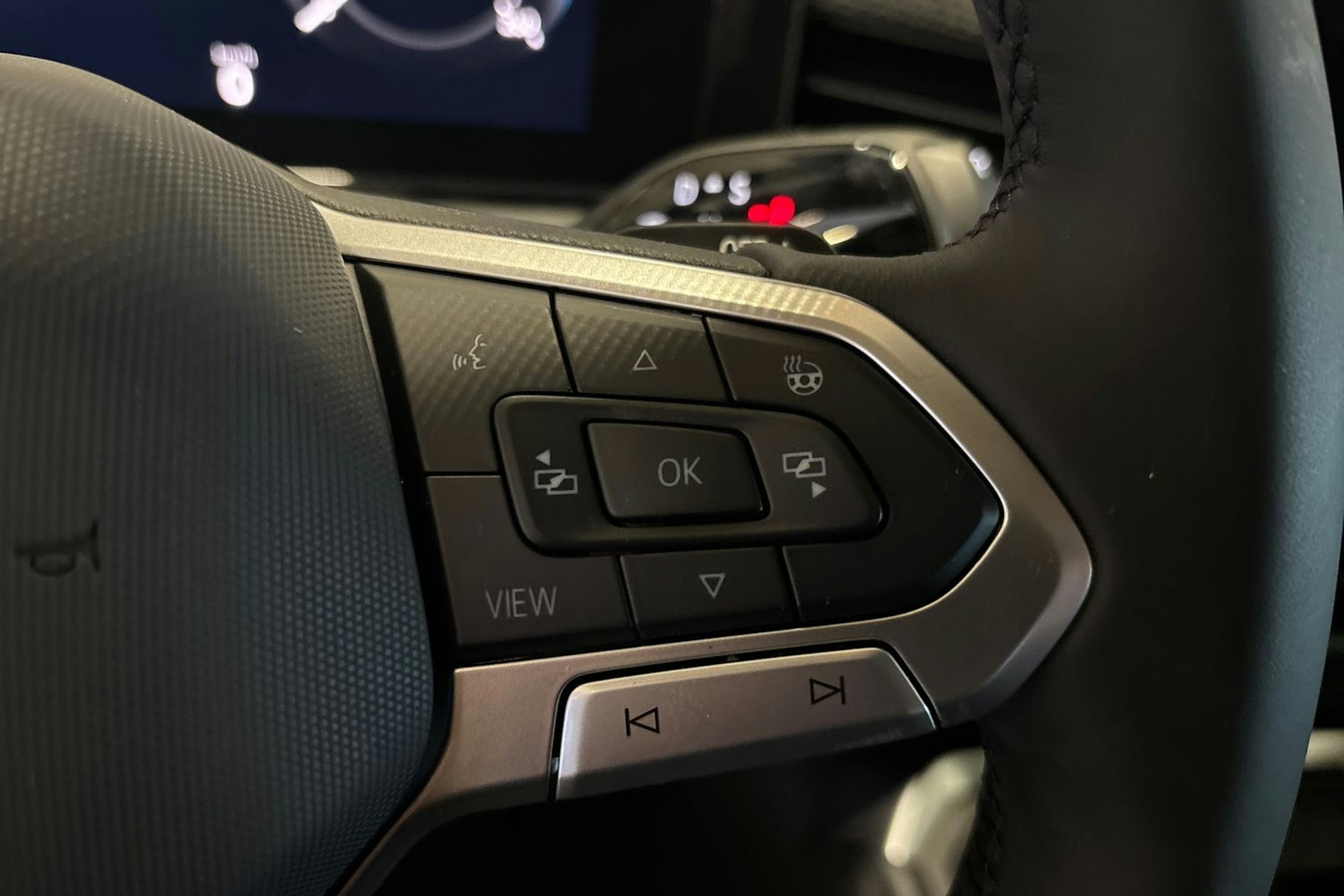 keltainen Volkswagen T-Roc 2026 kuva 13.