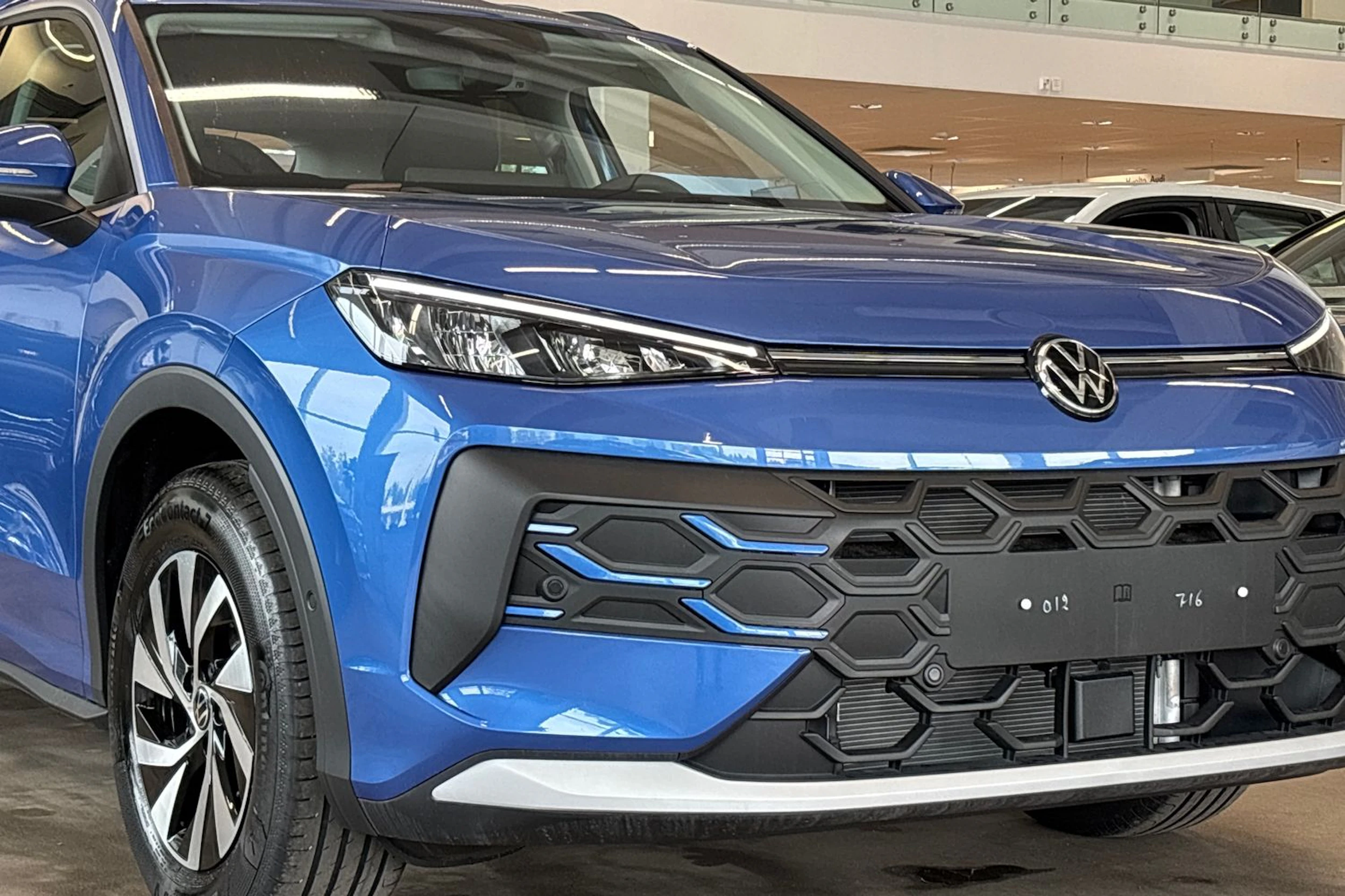 sininen Volkswagen T-Roc 2026 kuva 12.