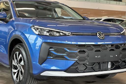 sininen Volkswagen T-Roc 2026 kuva 12.