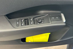 sininen Volkswagen T-Roc 2026 kuva 40.