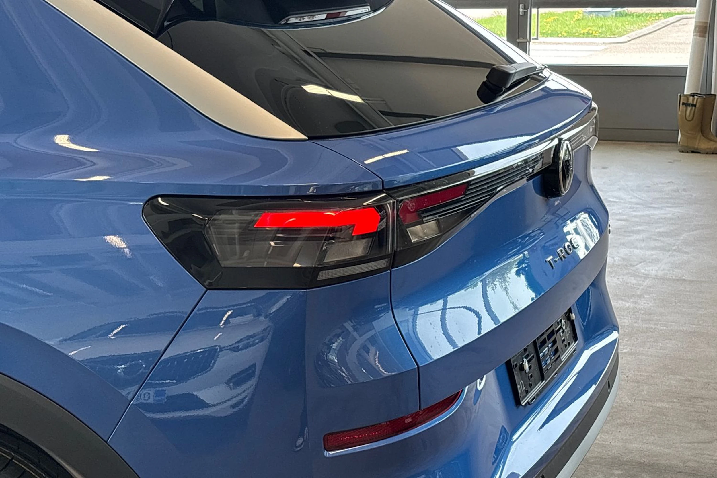 sininen Volkswagen T-Roc 2026 kuva 42.