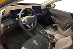 keltainen Volkswagen T-Roc 2026 kuva 6.