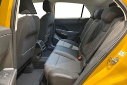 keltainen Volkswagen T-Roc 2026 kuva 8.