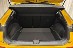 keltainen Volkswagen T-Roc 2026 kuva 11.