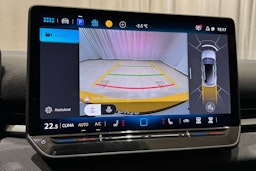 keltainen Volkswagen T-Roc 2026 kuva 18.