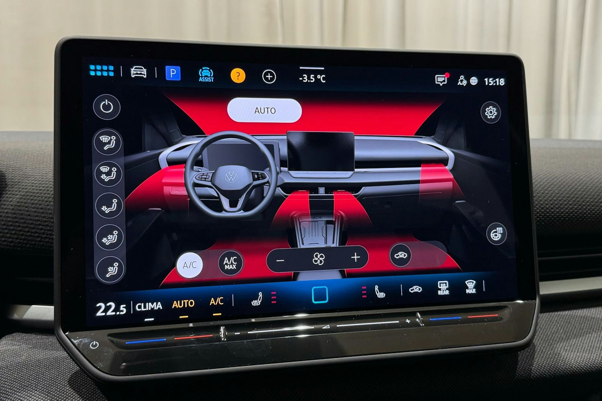 keltainen Volkswagen T-Roc 2026 kuva 23.