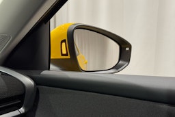 keltainen Volkswagen T-Roc 2026 kuva 26.