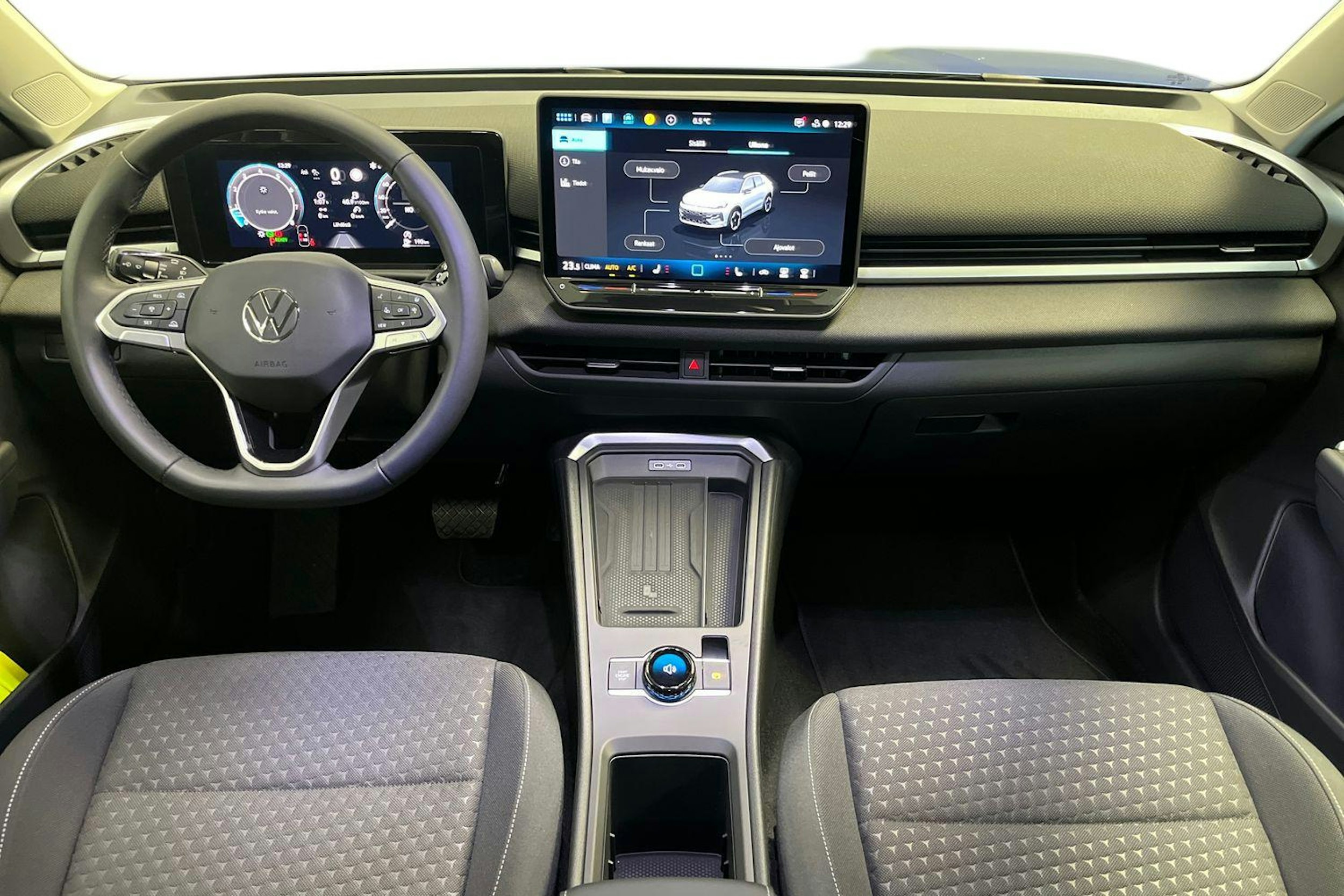 sininen Volkswagen T-Roc 2026 kuva 7.