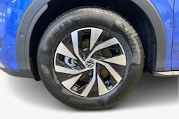 sininen Volkswagen T-Roc 2026 kuva 9.