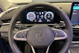 sininen Volkswagen T-Roc 2026 kuva 15.