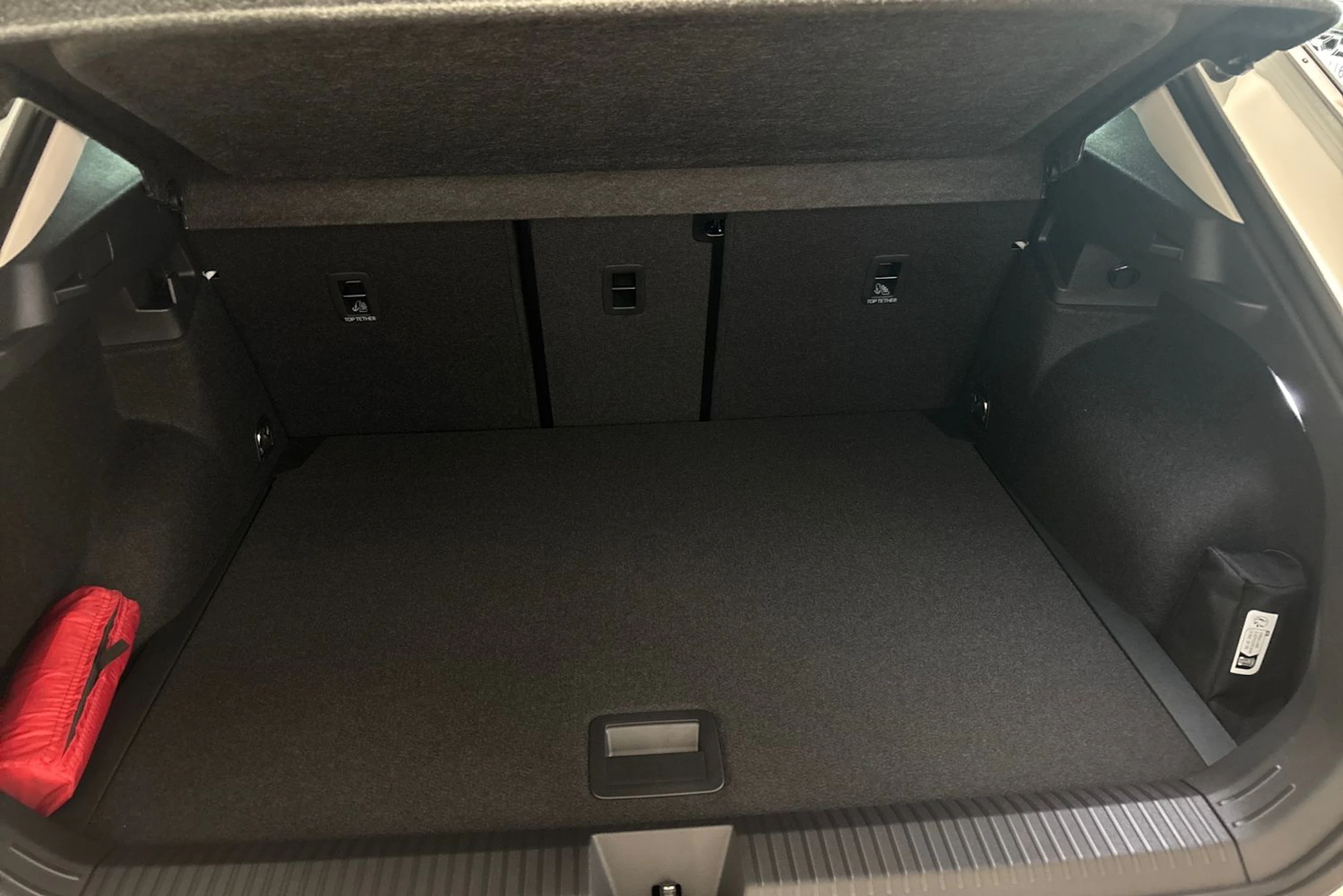 valkoinen Volkswagen T-Roc 2026 kuva 16.