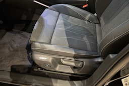 musta Volkswagen T-Roc 2026 kuva 11.