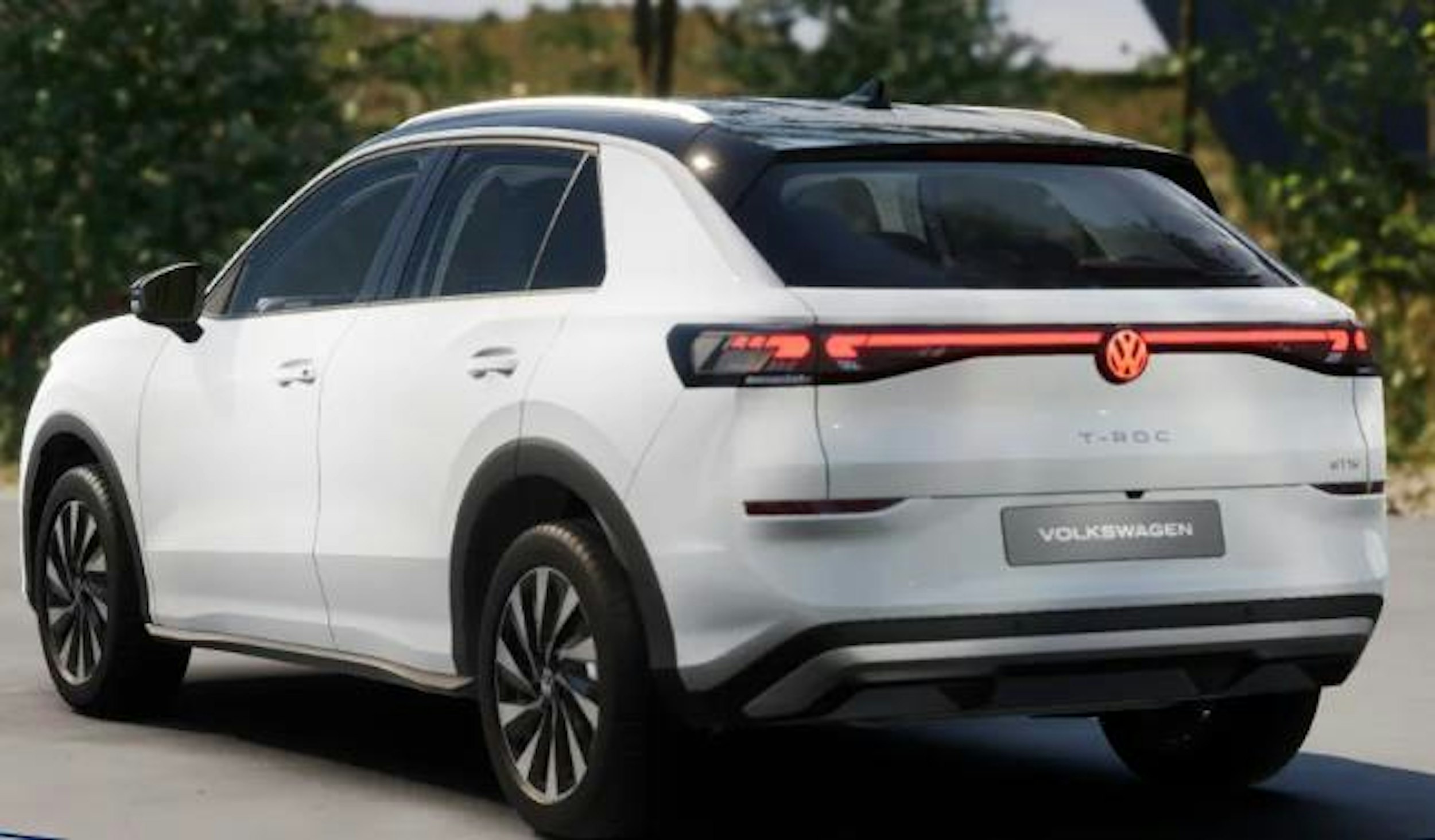 valkoinen Volkswagen T-Roc 2026 kuva 2.