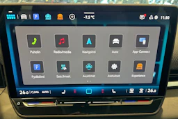 keltainen Volkswagen T-Roc 2026 kuva 13.