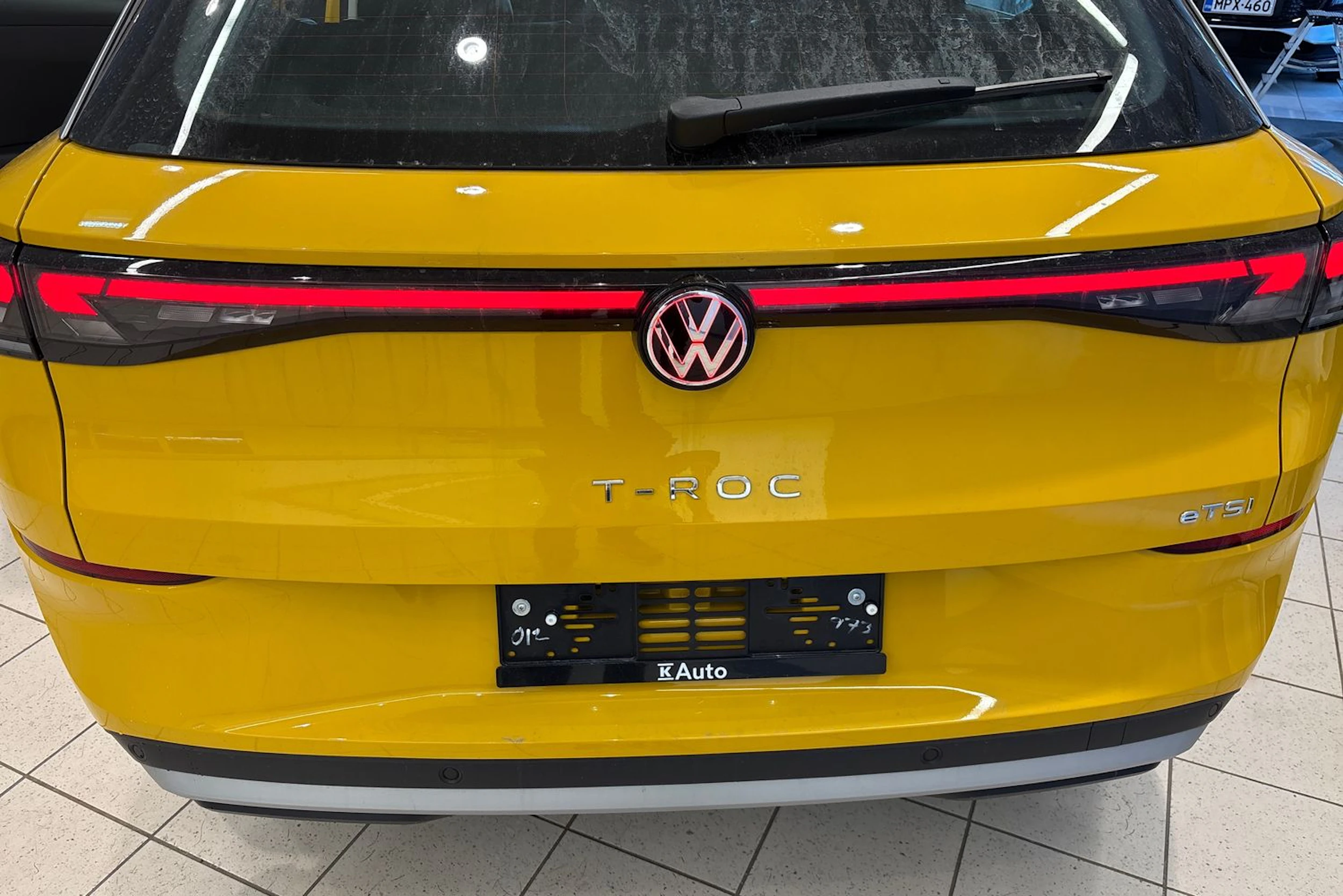 keltainen Volkswagen T-Roc 2026 kuva 33.