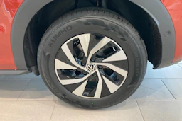 punainen Volkswagen T-Roc 2026 kuva 10.