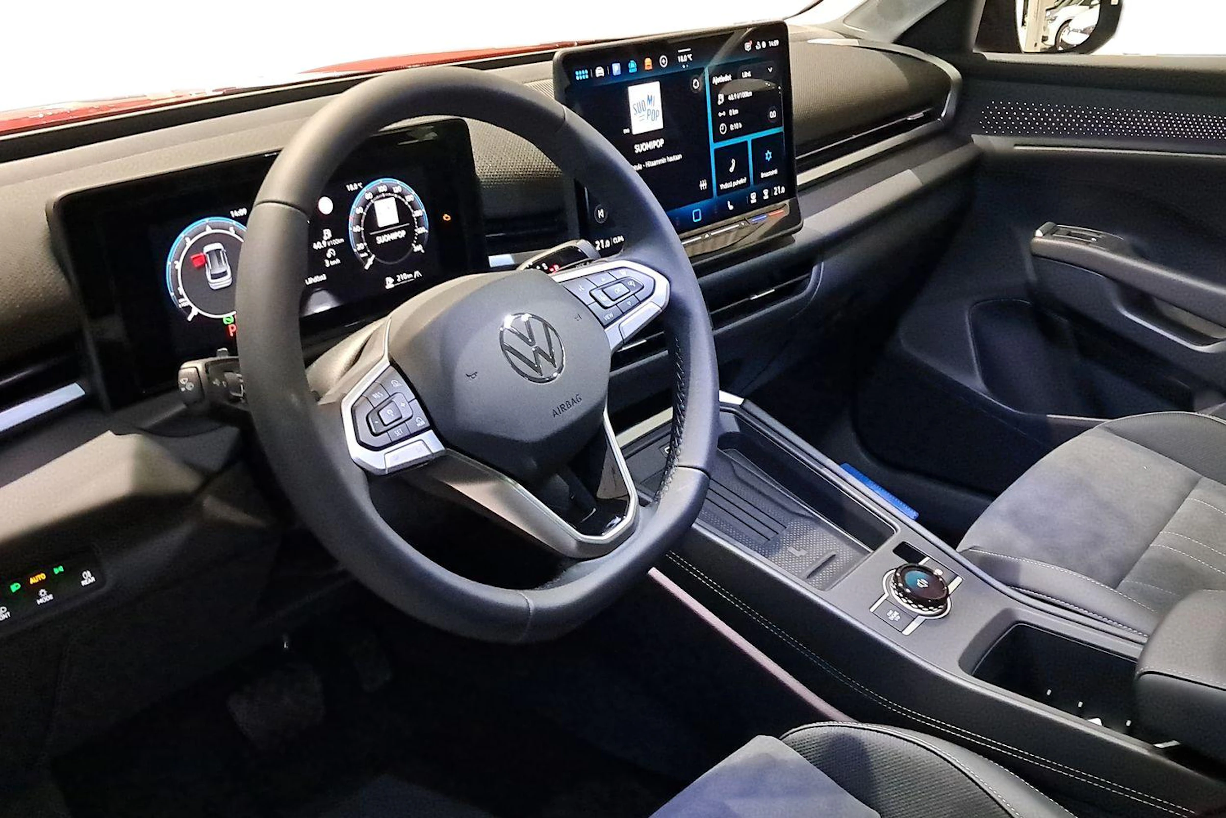 punainen Volkswagen T-Roc 2026 kuva 6.