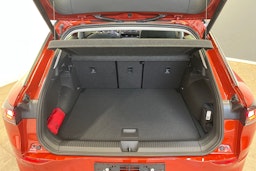 punainen Volkswagen T-Roc 2026 kuva 11.