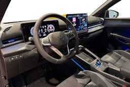 met. punainen Volkswagen T-Roc 2026 kuva 6.