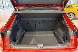 met. punainen Volkswagen T-Roc 2026 kuva 11.