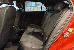 met. punainen Volkswagen T-Roc 2026 kuva 13.