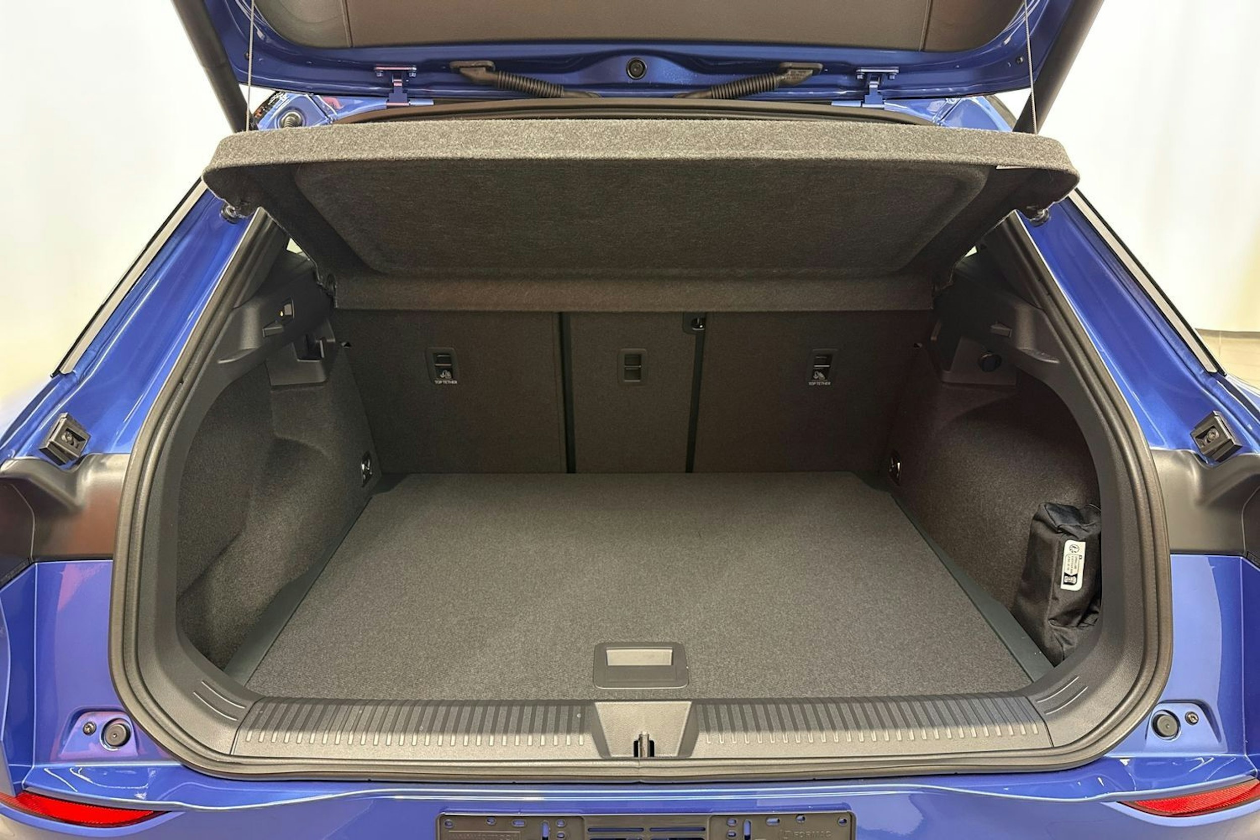 met. sininen Volkswagen T-Roc 2026 kuva 6.