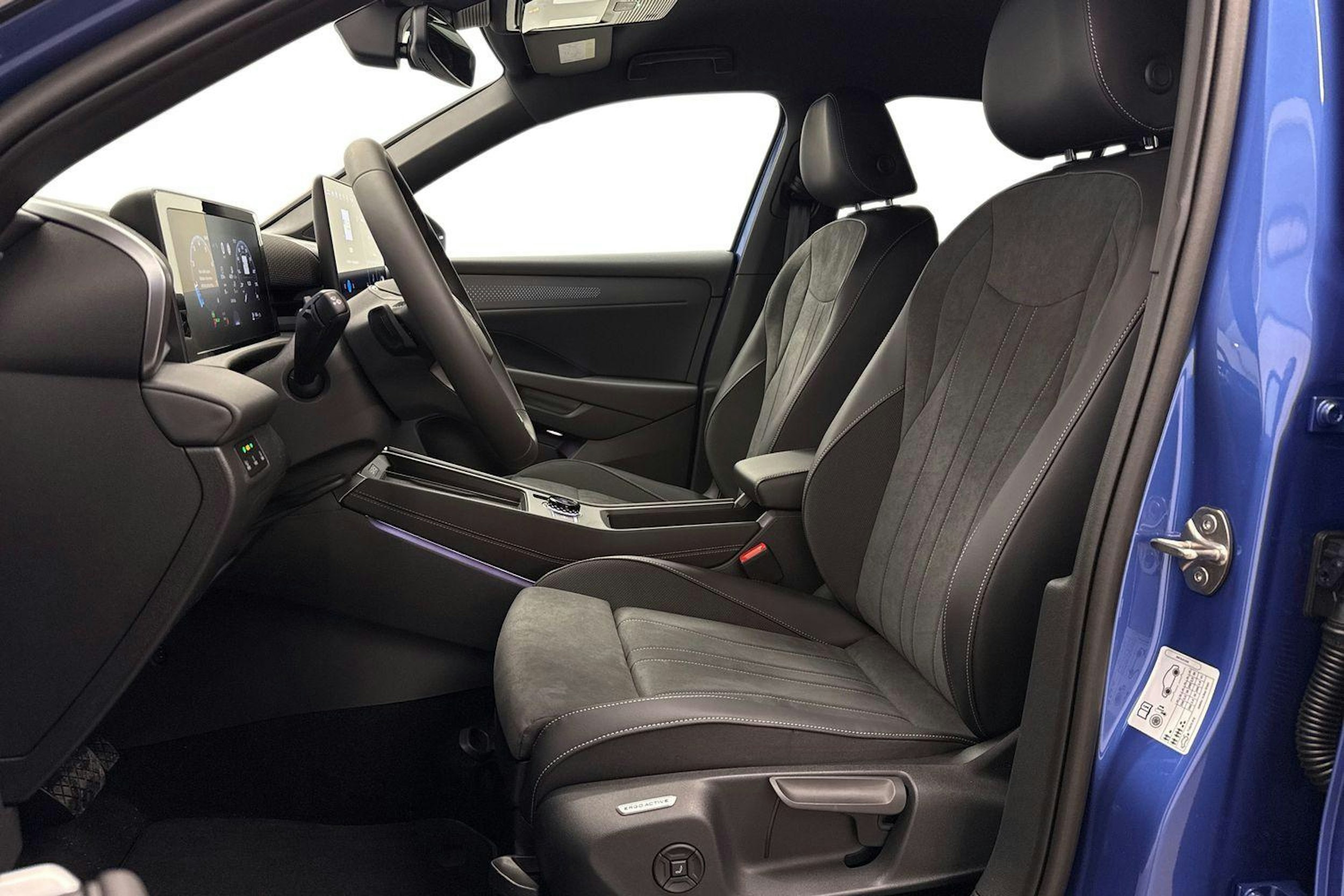 met. sininen Volkswagen T-Roc 2026 kuva 9.