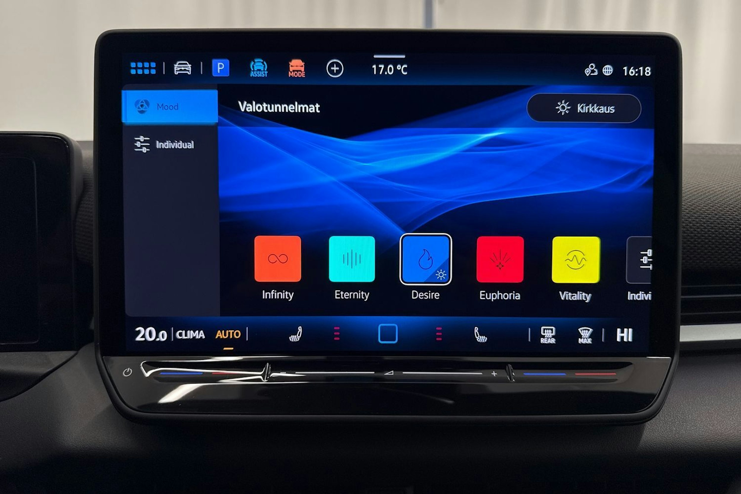 met. sininen Volkswagen T-Roc 2026 kuva 29.