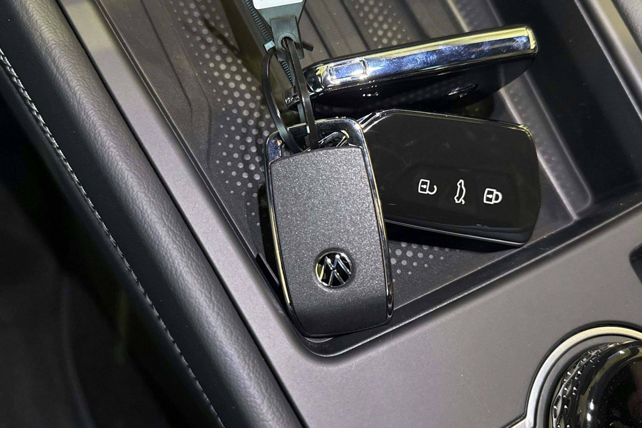 met. sininen Volkswagen T-Roc 2026 kuva 34.