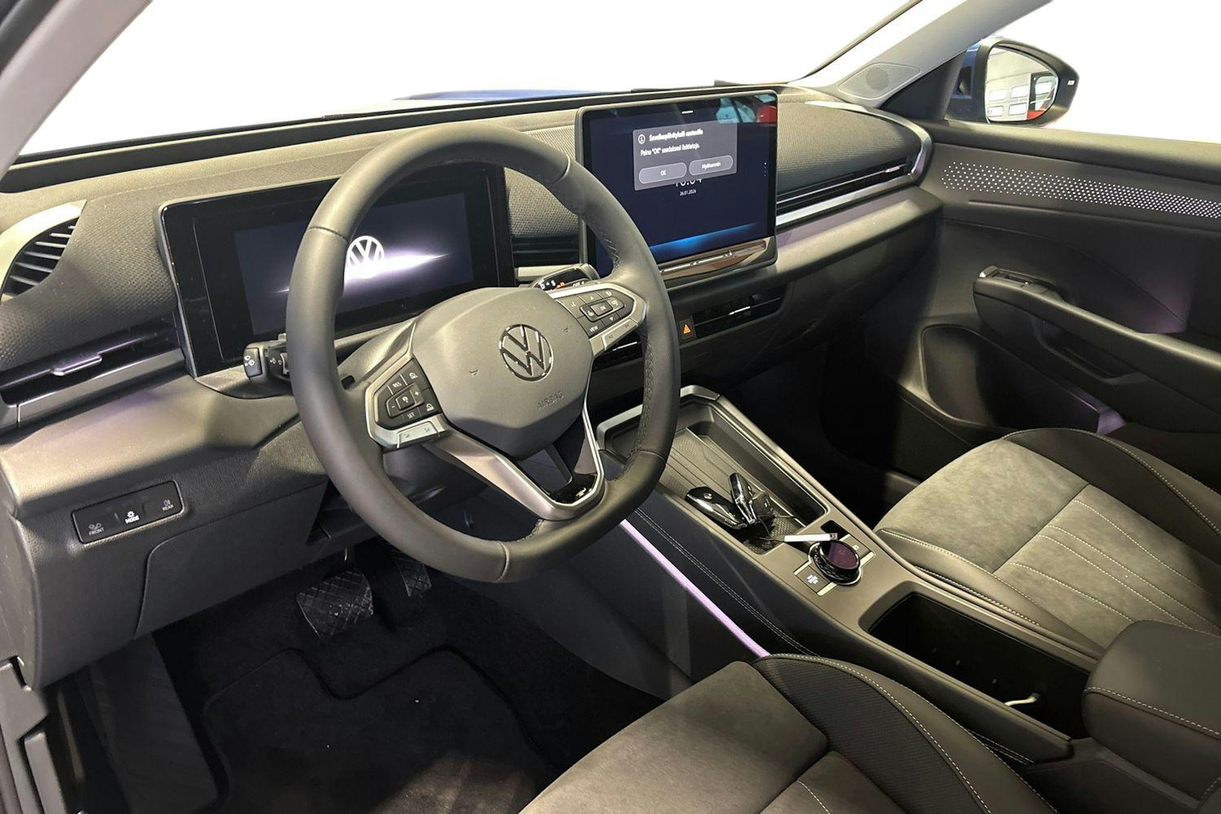 sininen Volkswagen T-Roc 2026 kuva 6.