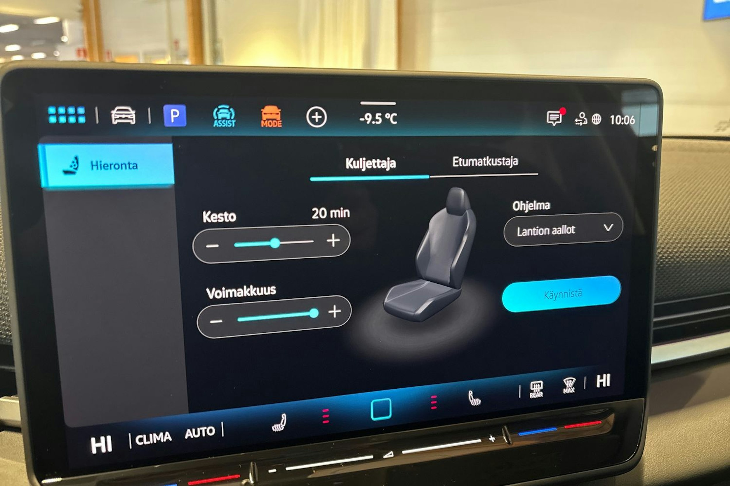 sininen Volkswagen T-Roc 2026 kuva 15.